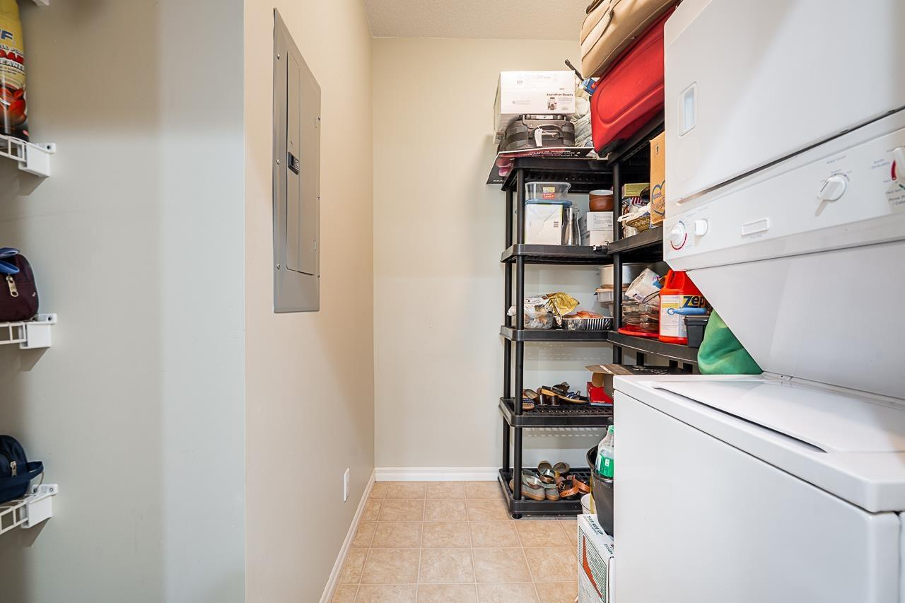 408 2581 Langdon Street Property Photo 13