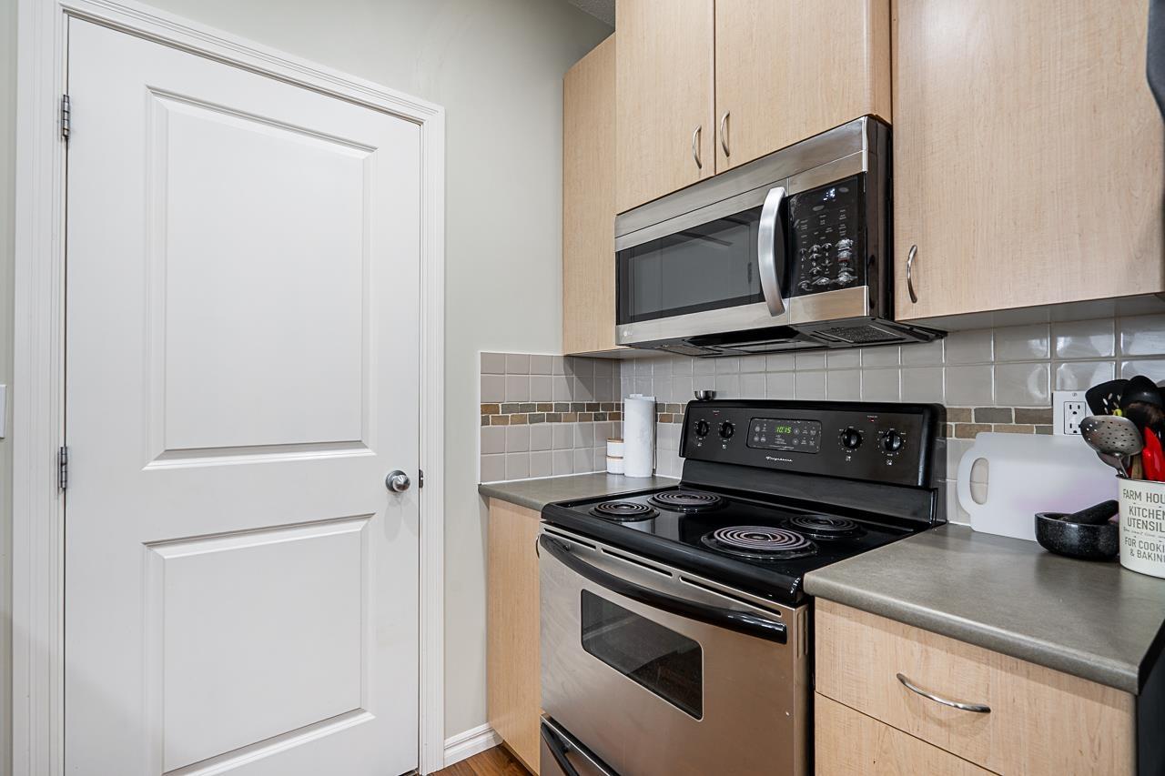 408 2581 Langdon Street Property Photo 33