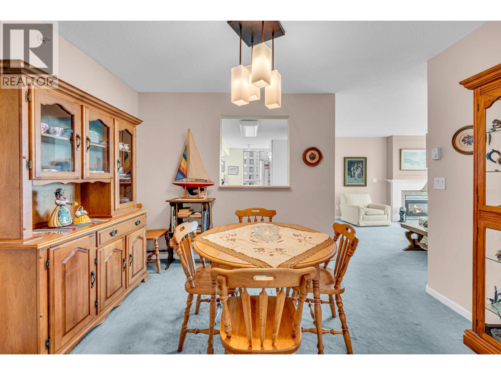 803 6611 Southoaks Crescent Property Photo 17