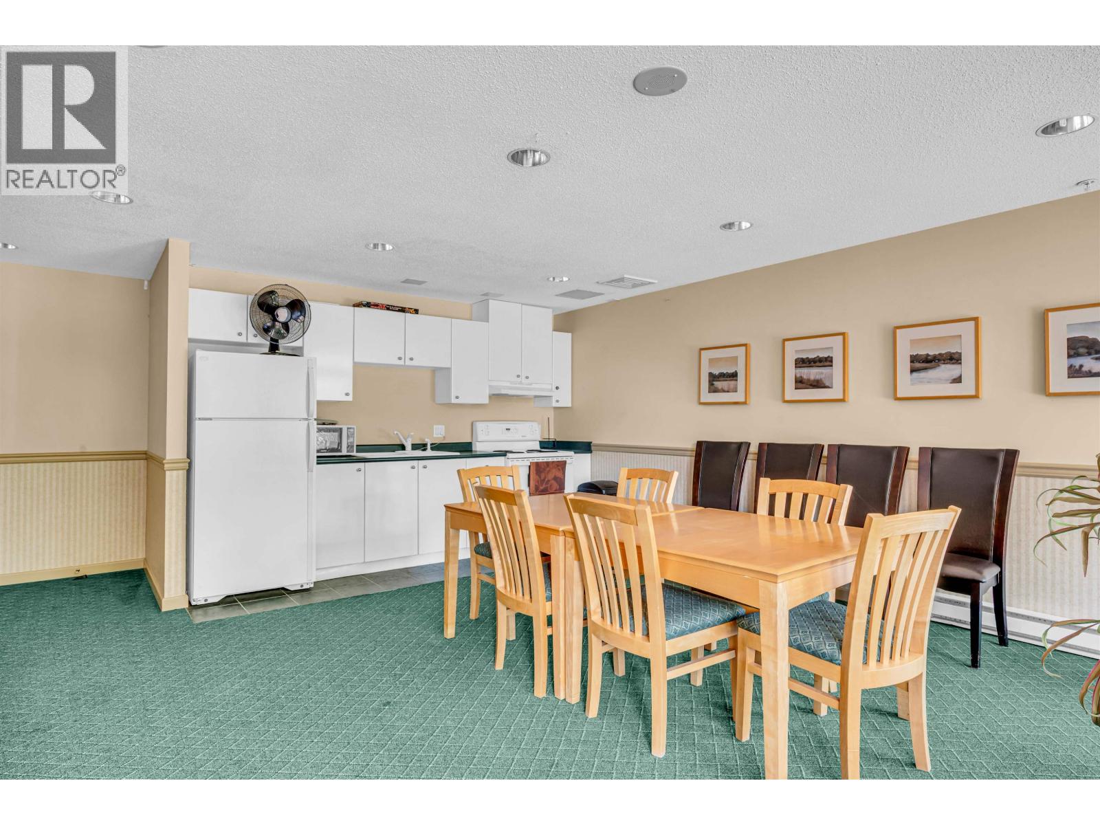 803 6611 Southoaks Crescent Property Photo 30