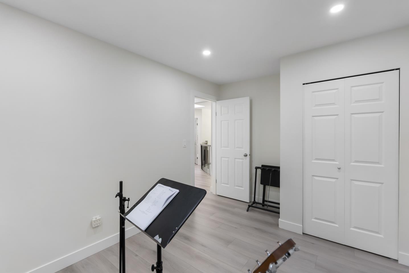 8034 166 Street Property Photo 26