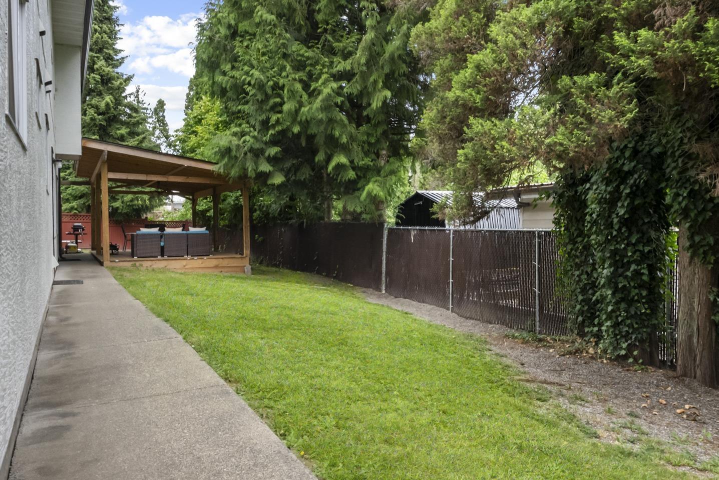 8034 166 Street Property Photo 39