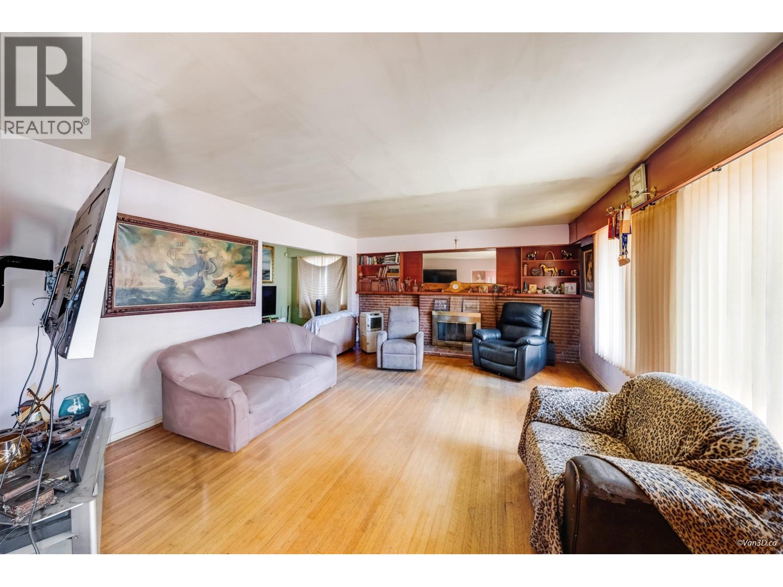 4757 Buxton Street Property Photo 10