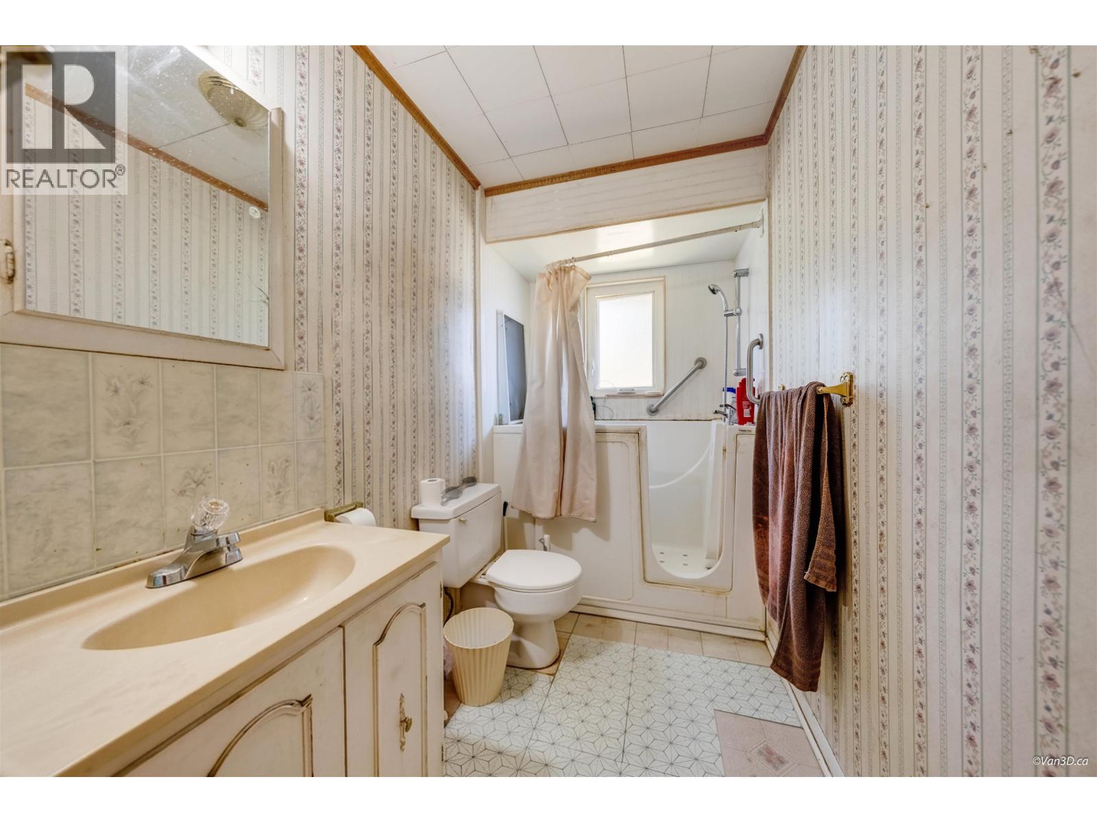 4757 Buxton Street Property Photo 13