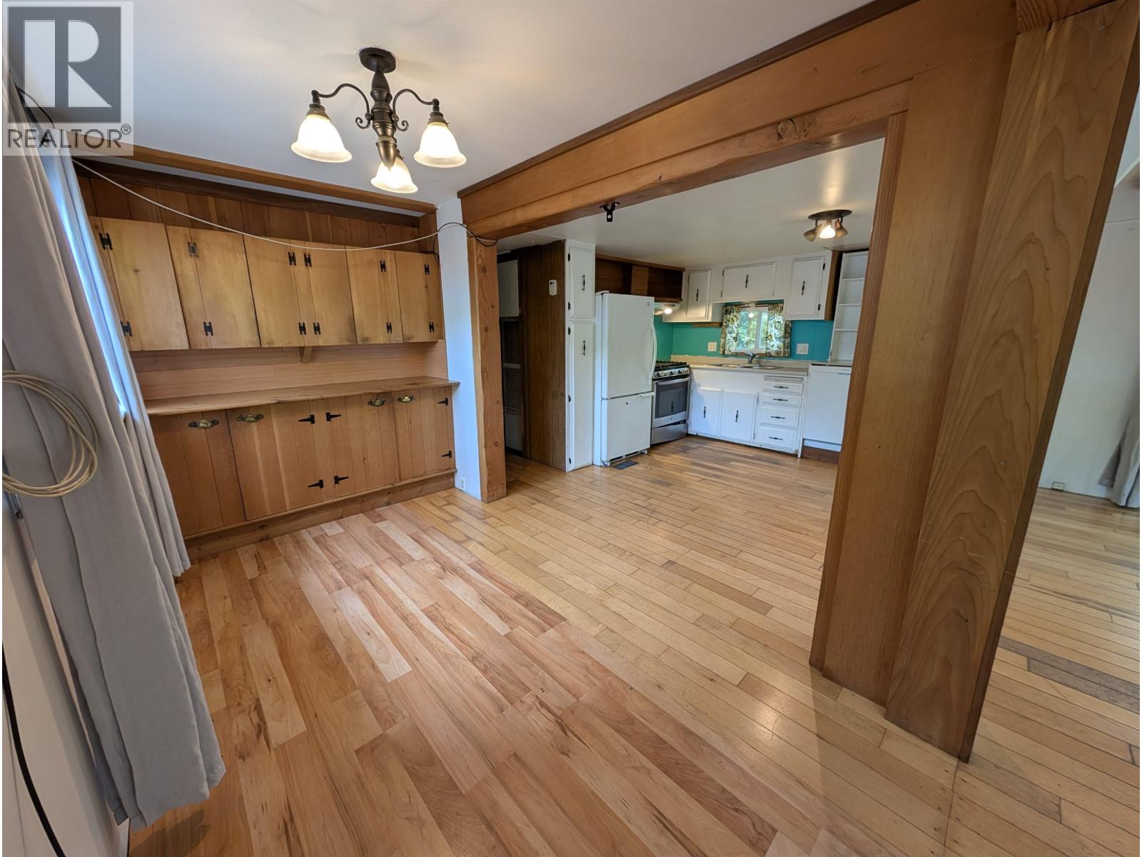 6 Bracken Parkway Property Photo 6