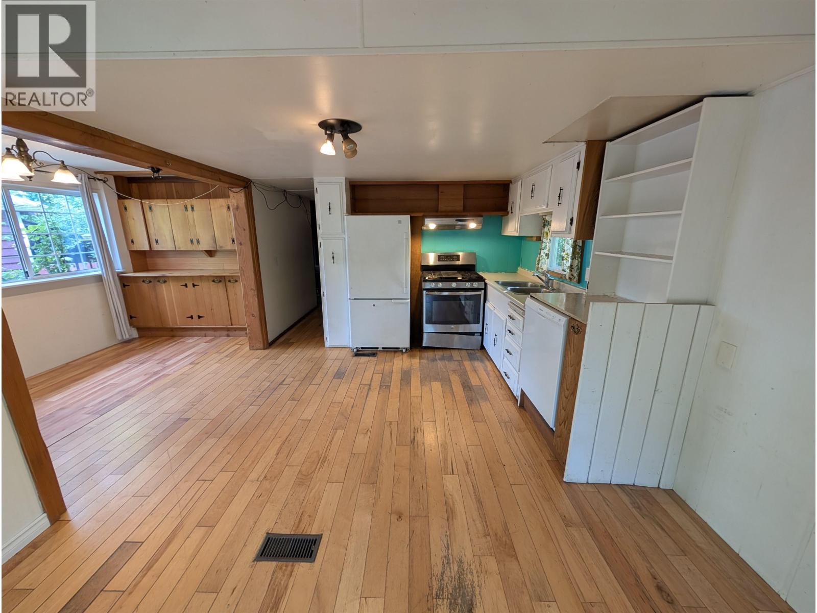 6 Bracken Parkway Property Photo 7
