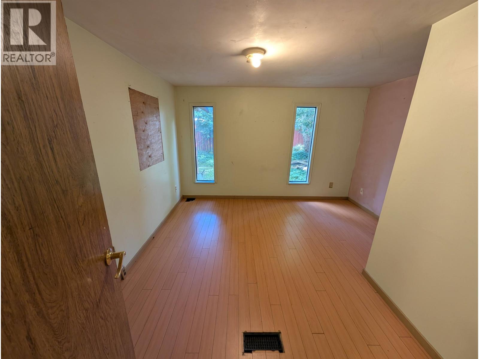 6 Bracken Parkway Property Photo 16