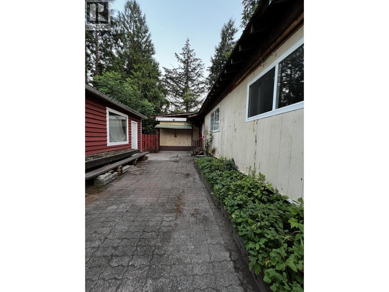 6 Bracken Parkway Property Photo 32