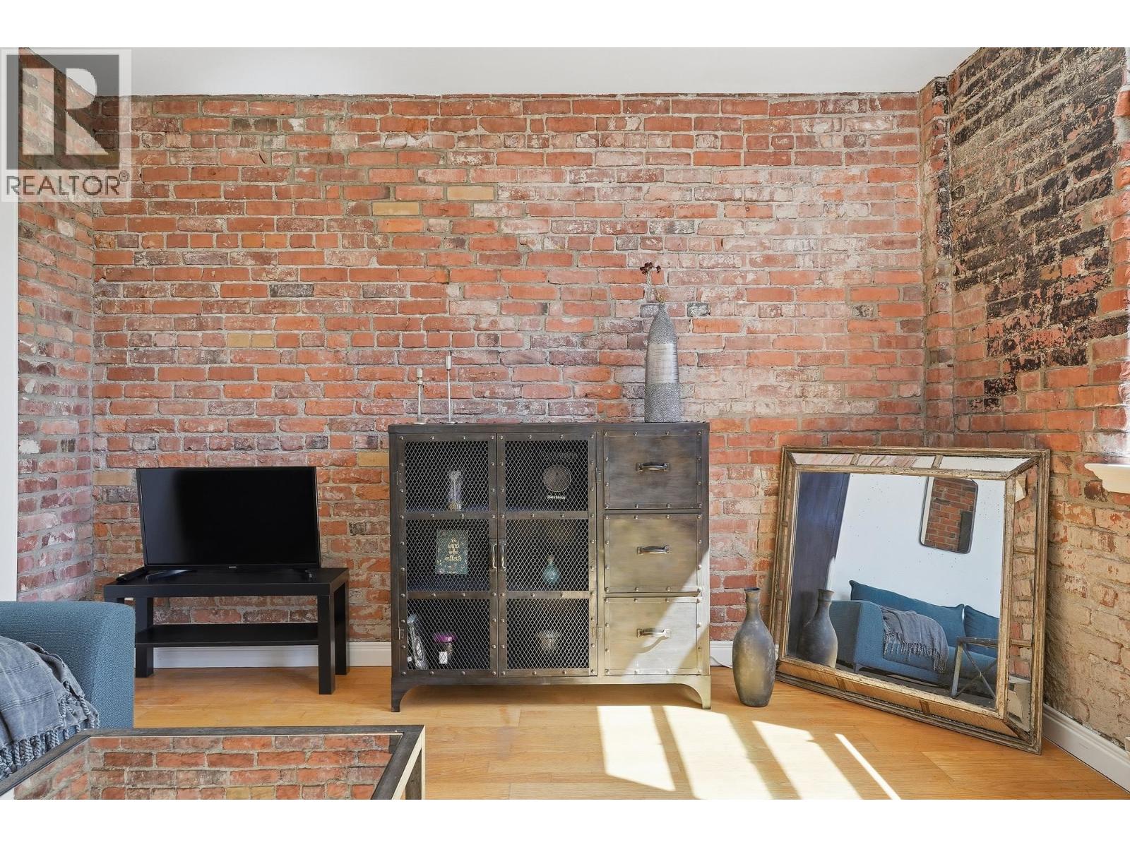 403 233 Abbott Street Property Photo 3