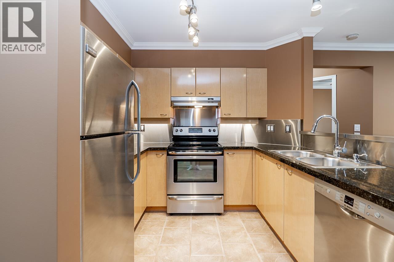 103 3625 Windcrest Drive Property Photo 6