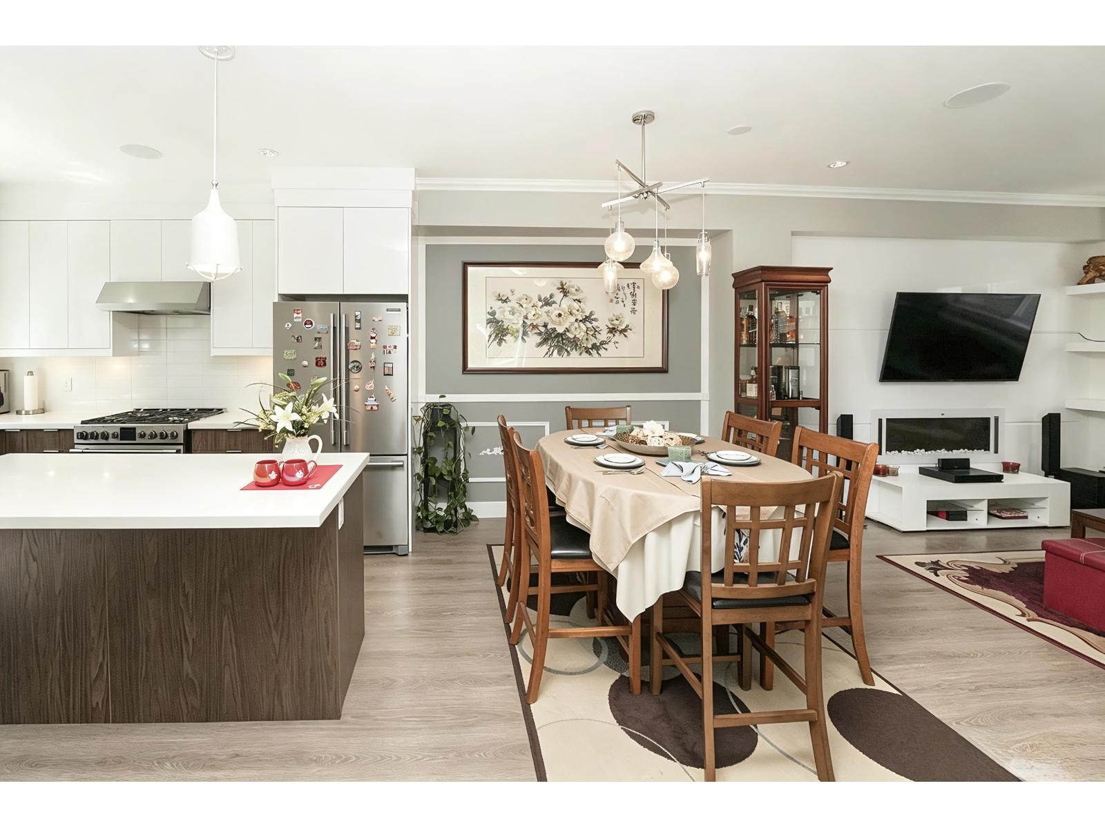48 1670 160 Street Property Photo 5