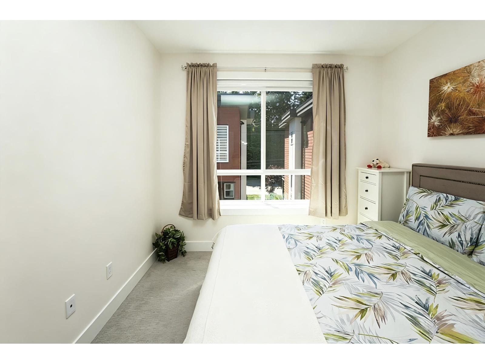 48 1670 160 Street Property Photo 22