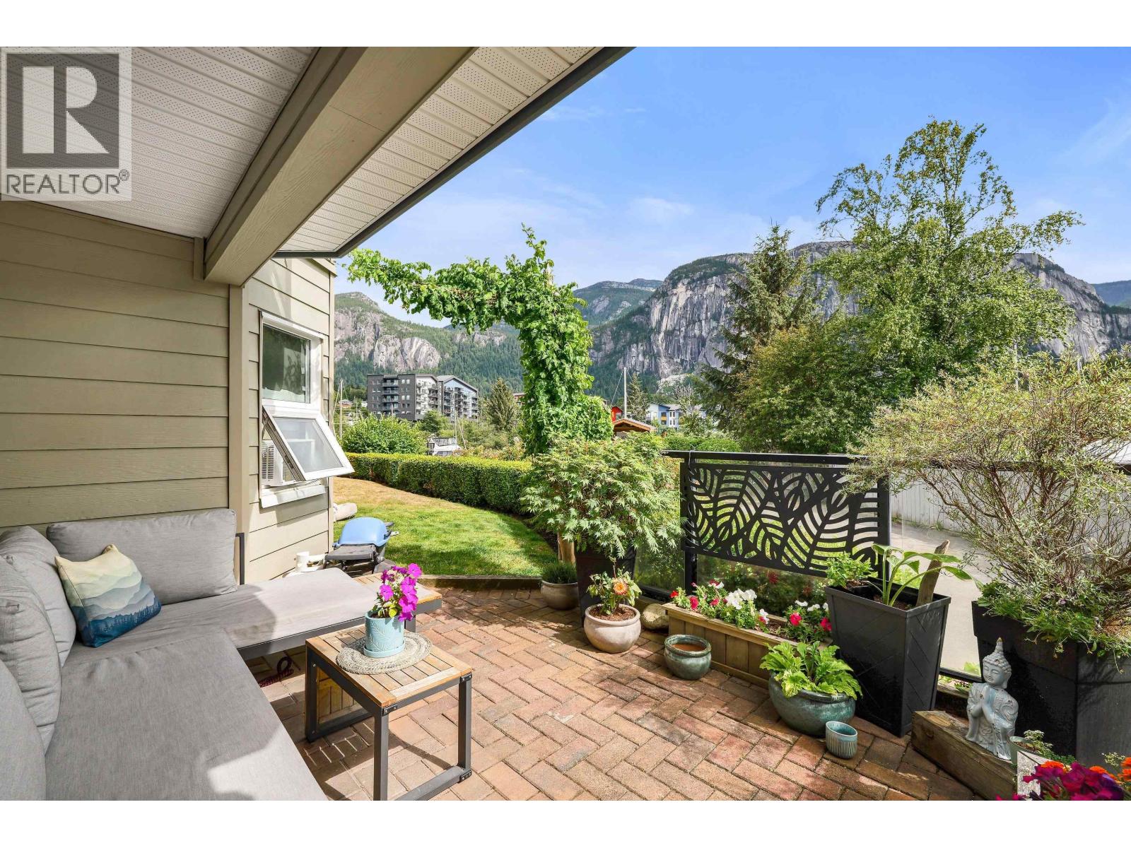 110 1468 Pemberton Avenue Property Photo 1