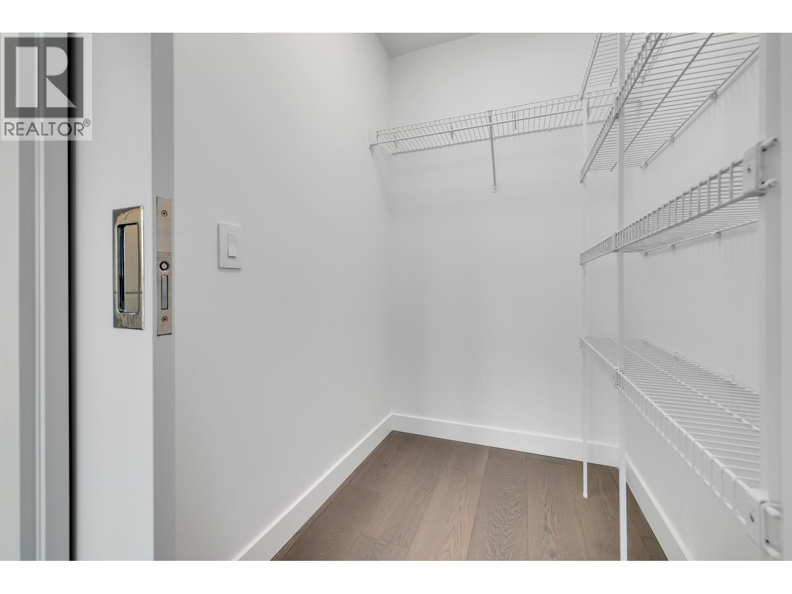 113 5168 Cambie Street Property Photo 5