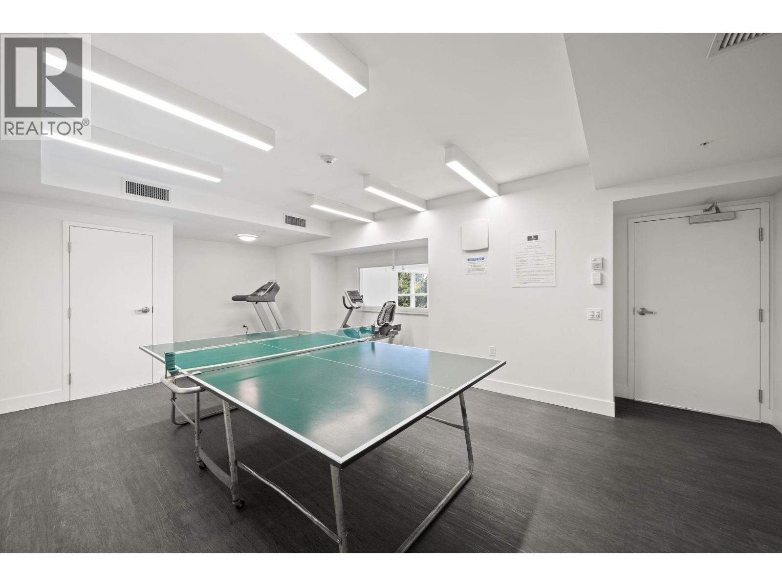 1007 5233 Gilbert Road Property Photo 26