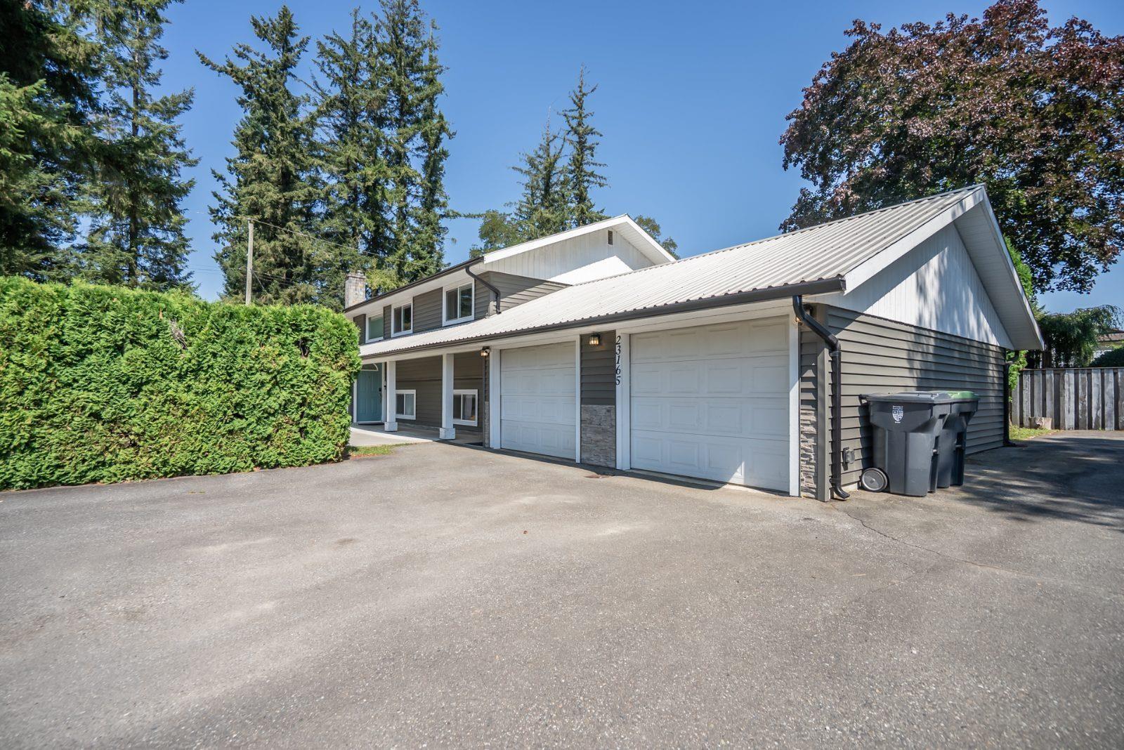 23165 88 Avenue Property Photo 2