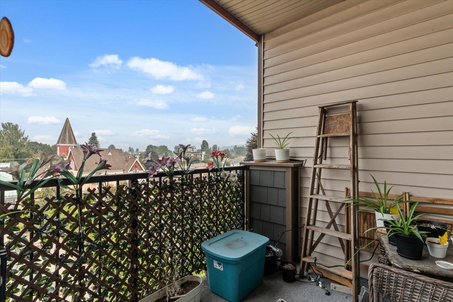 46021 Second Avenue #403 Property Photo 16