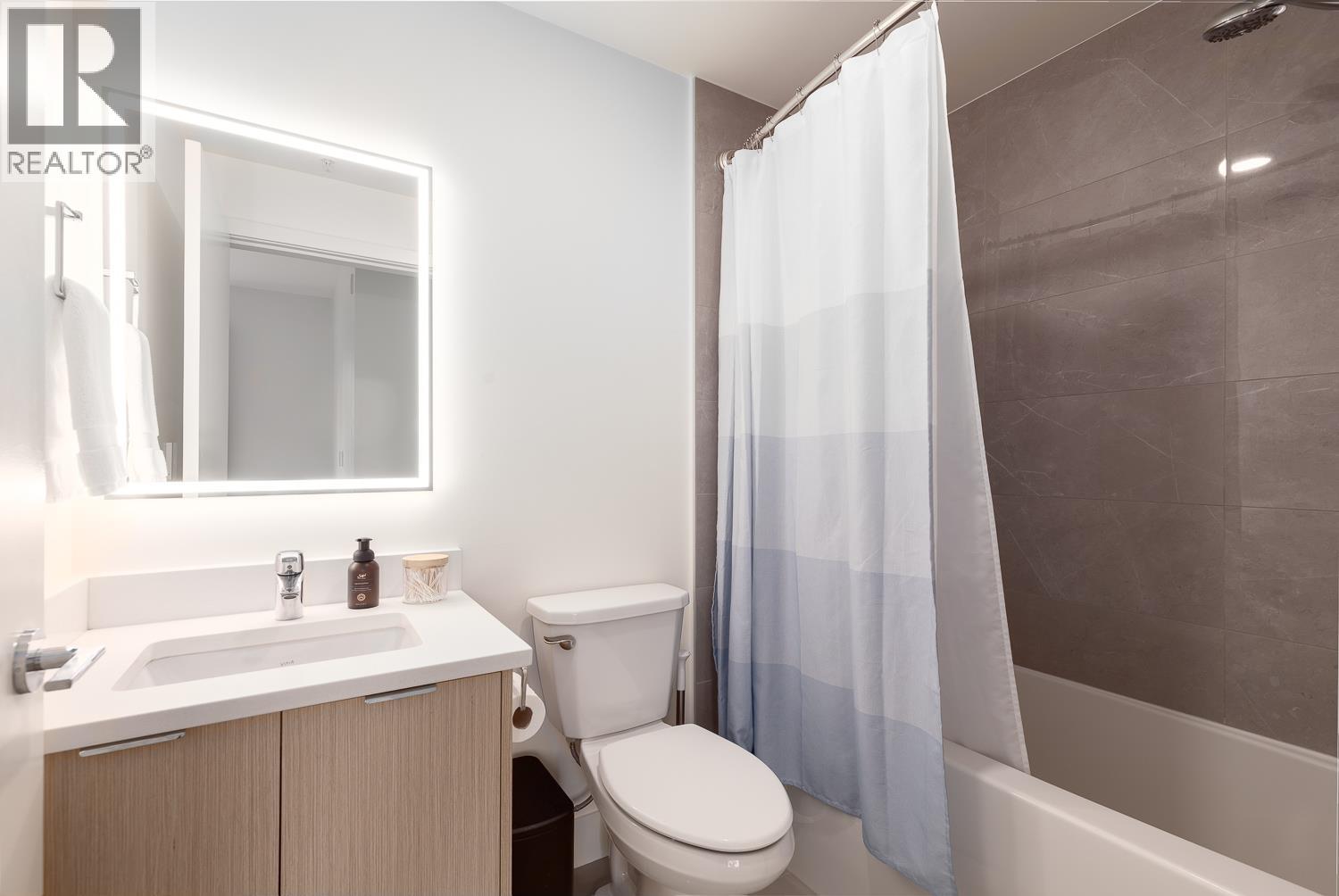 404 2666 Duke Street Property Photo 20