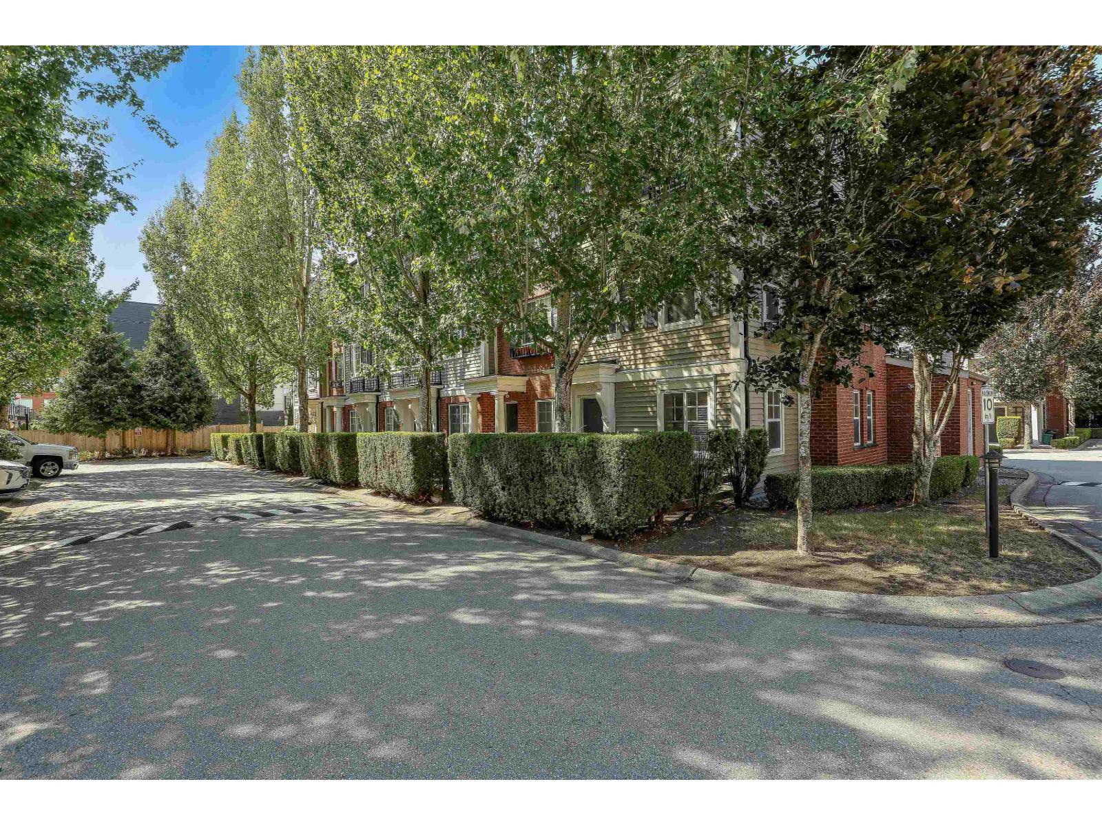81 7233 189 Street Property Photo 35