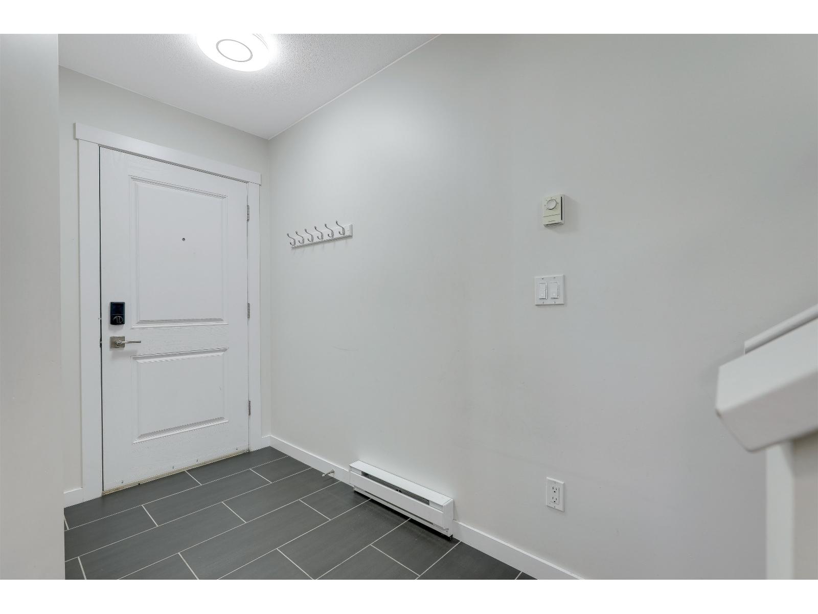 81 7233 189 Street Property Photo 38
