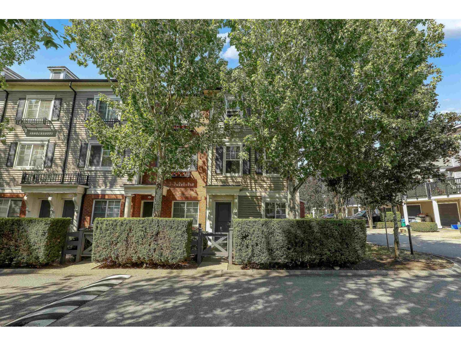 81 7233 189 Street Property Photo 39