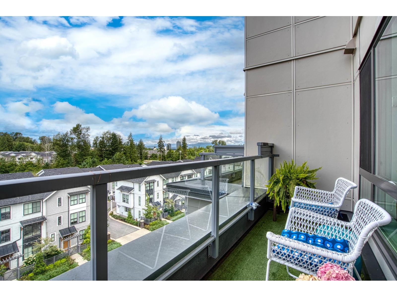 516 7920 206 Street Property Photo 27