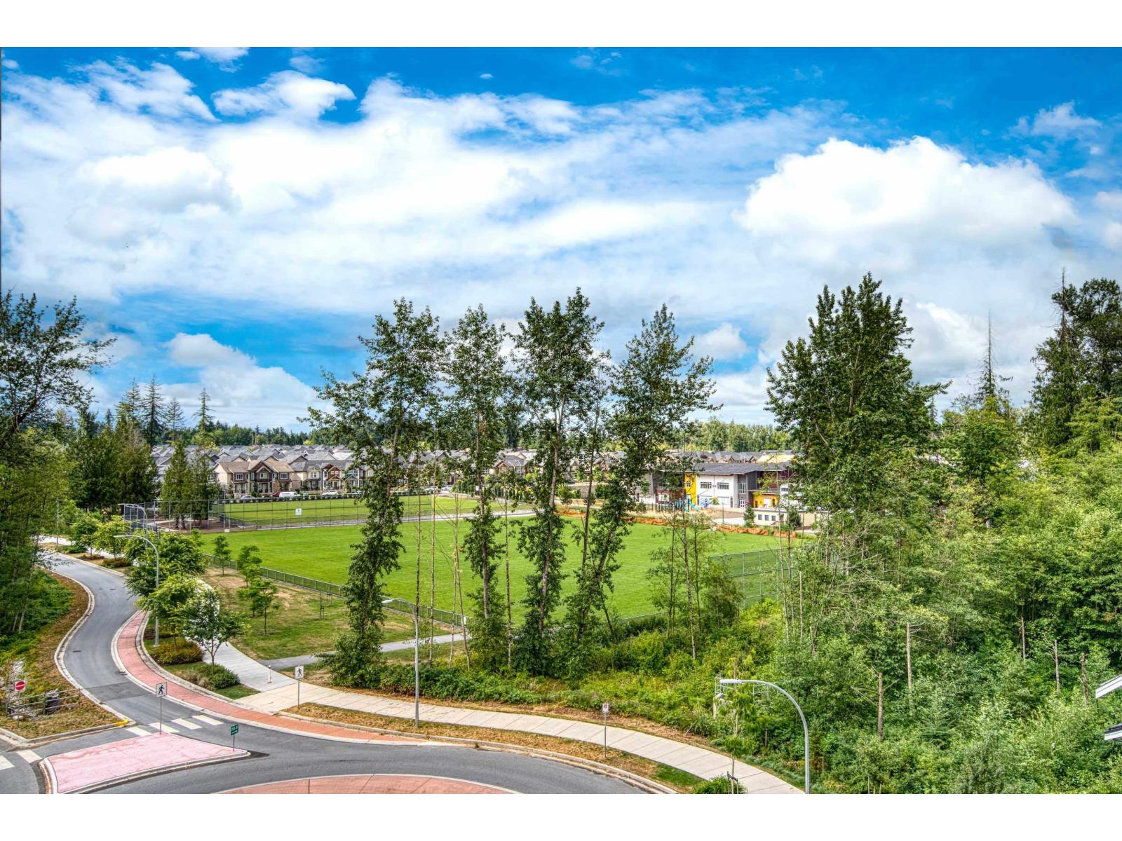 516 7920 206 Street Property Photo 28