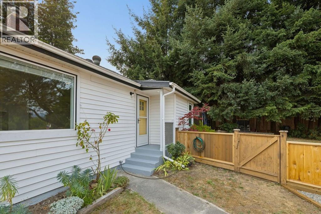 432 E Eighth Avenue Property Photo 2