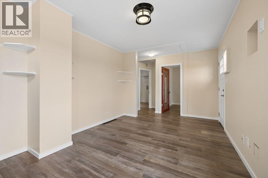 432 E Eighth Avenue Property Photo 12