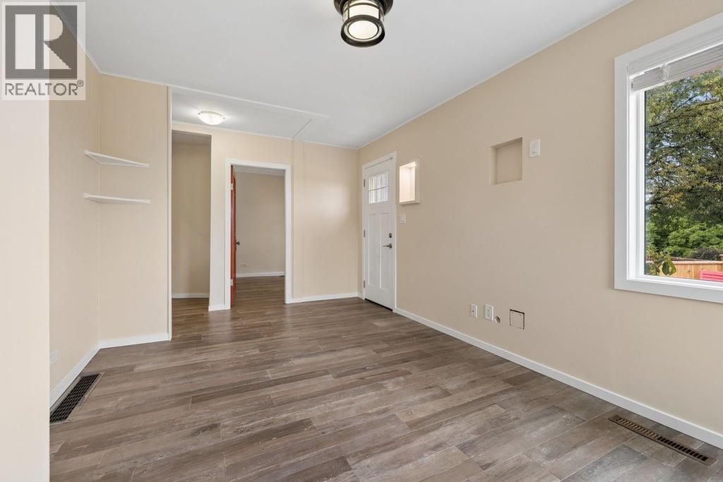432 E Eighth Avenue Property Photo 14
