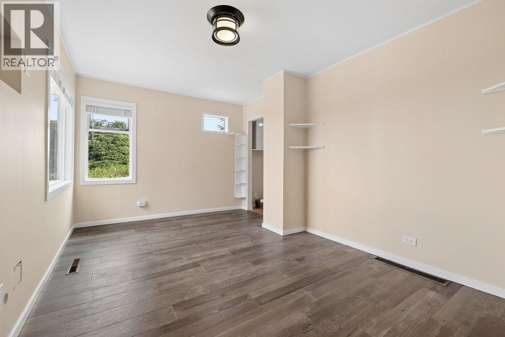 432 E Eighth Avenue Property Photo 17