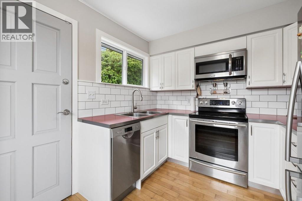432 E Eighth Avenue Property Photo 19