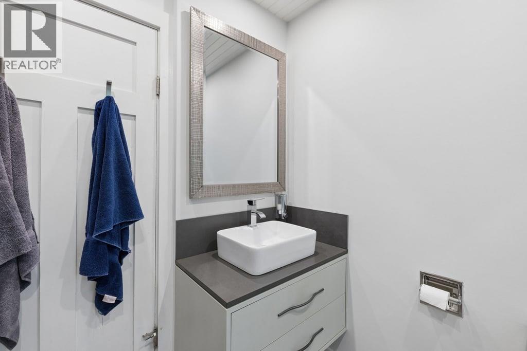 432 E Eighth Avenue Property Photo 23