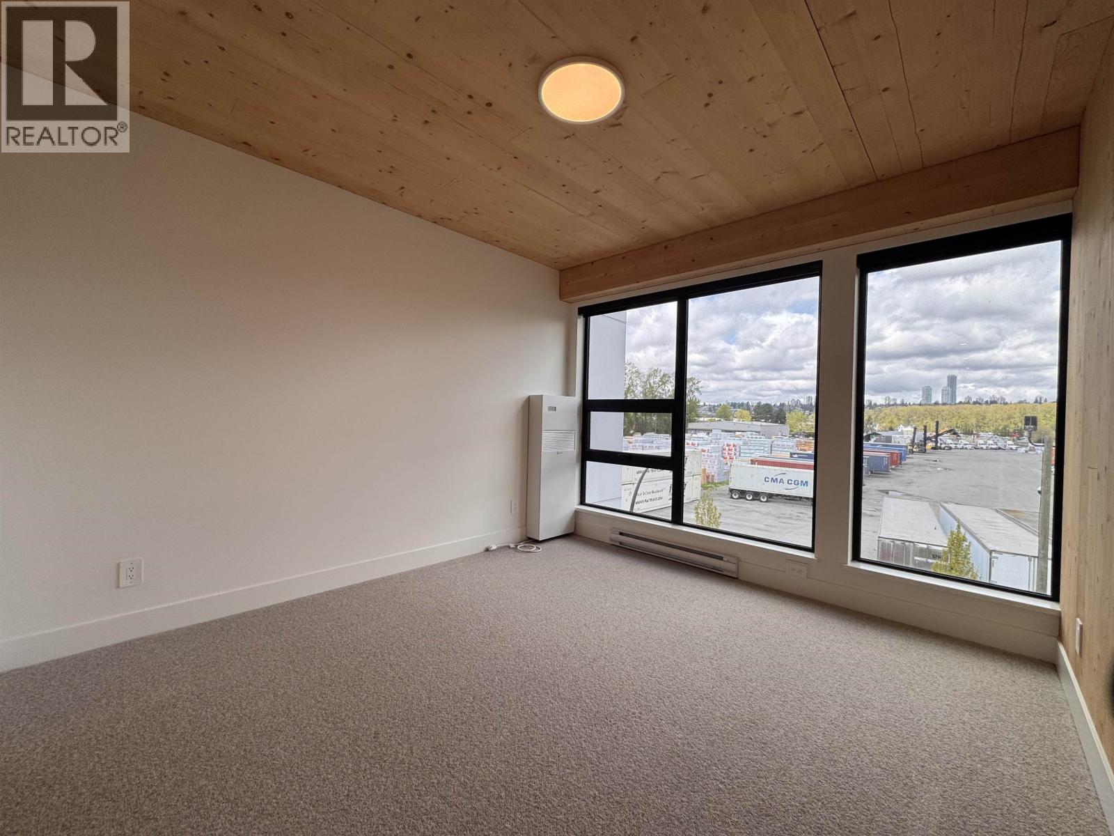 201 310 Salter Street Property Photo 8