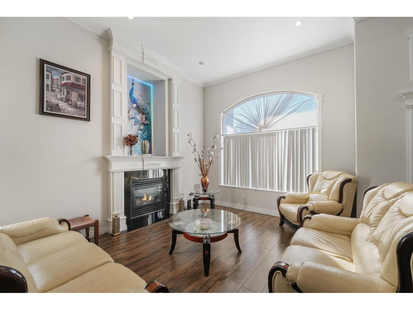 8032 Melburn Drive Property Photo 6