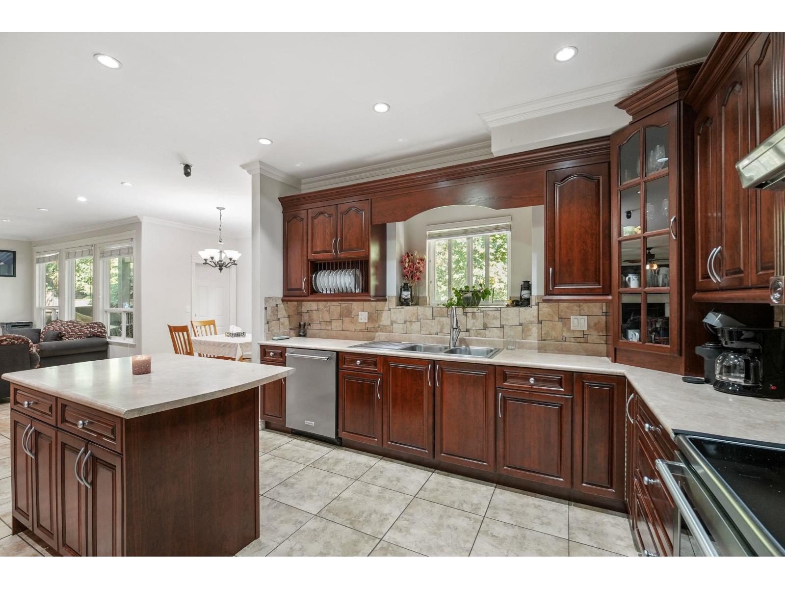 8032 Melburn Drive Property Photo 11
