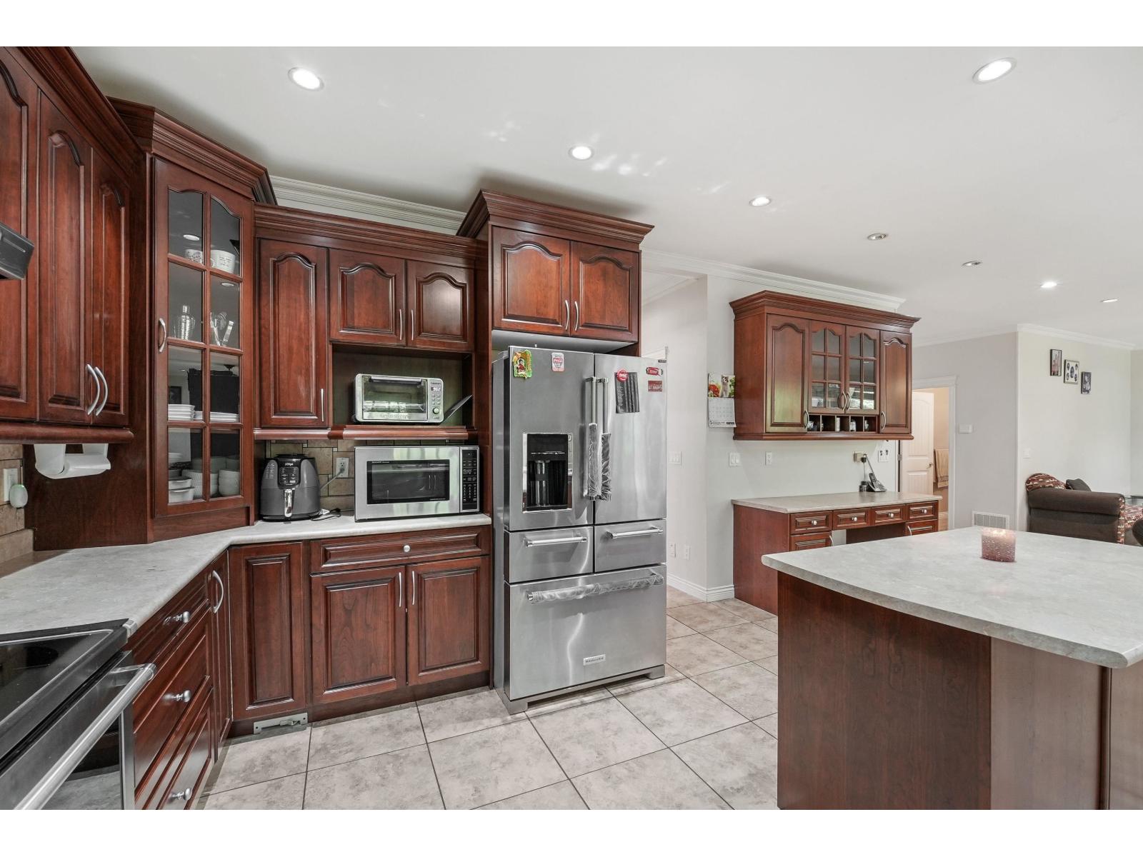 8032 Melburn Drive Property Photo 12
