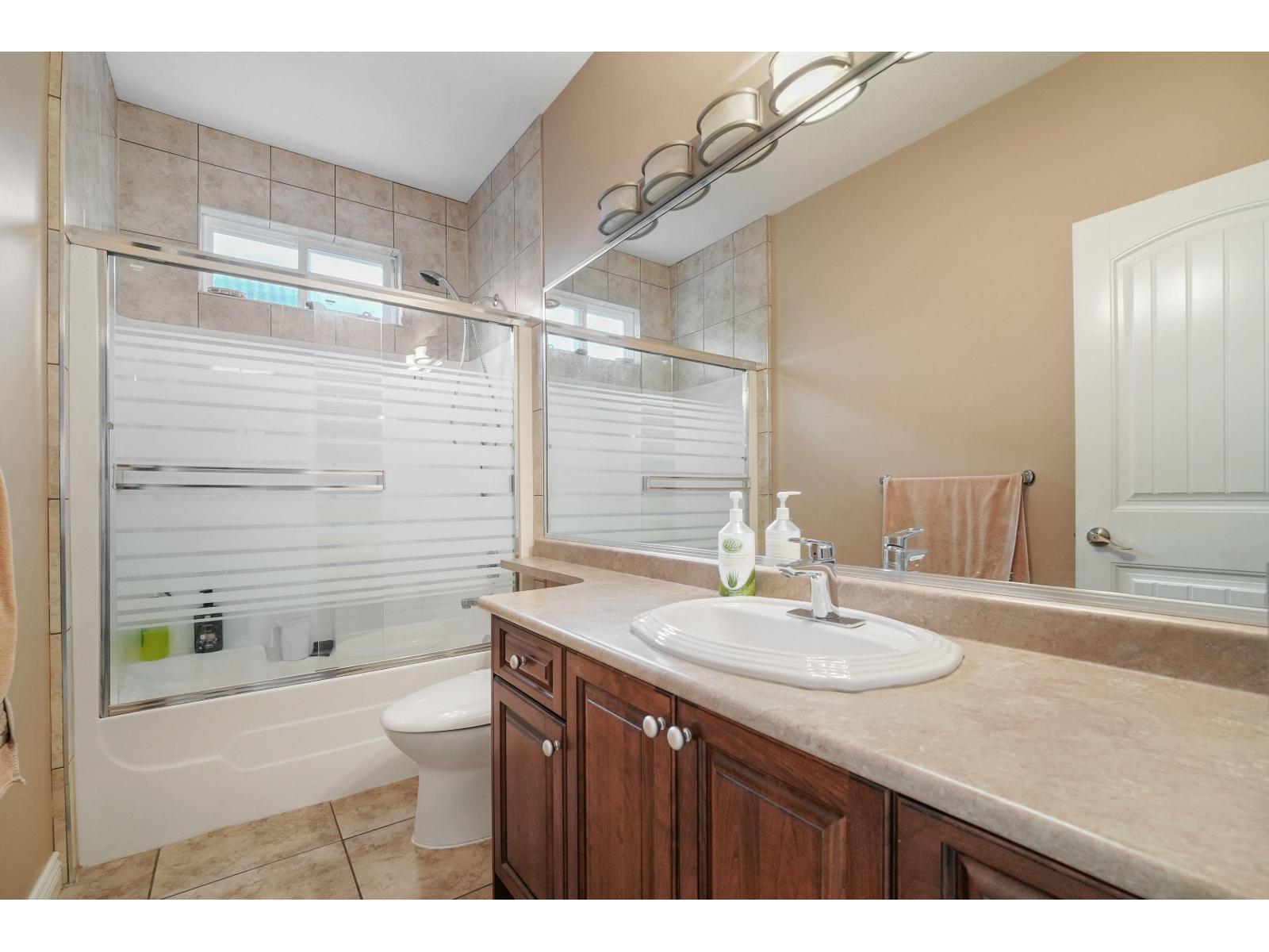 8032 Melburn Drive Property Photo 18