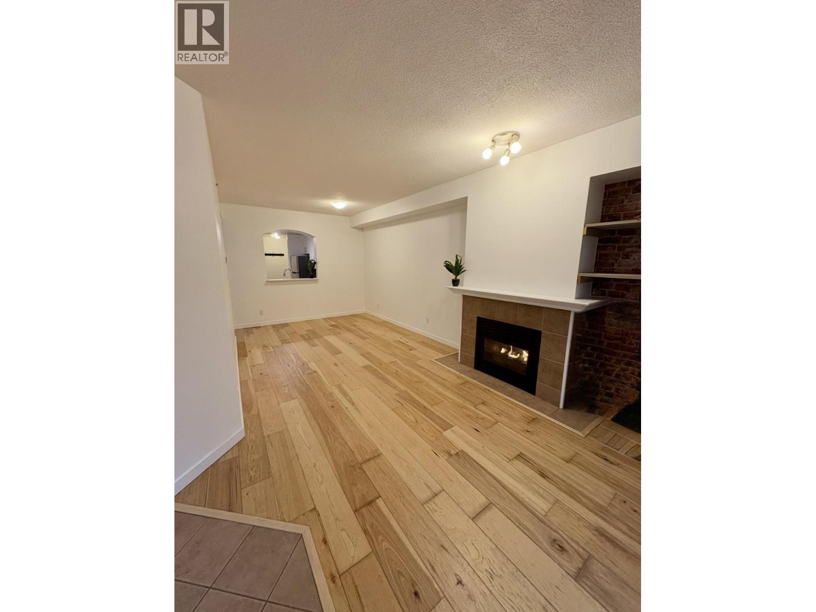 212 3600 Windcrest Drive Property Photo 6