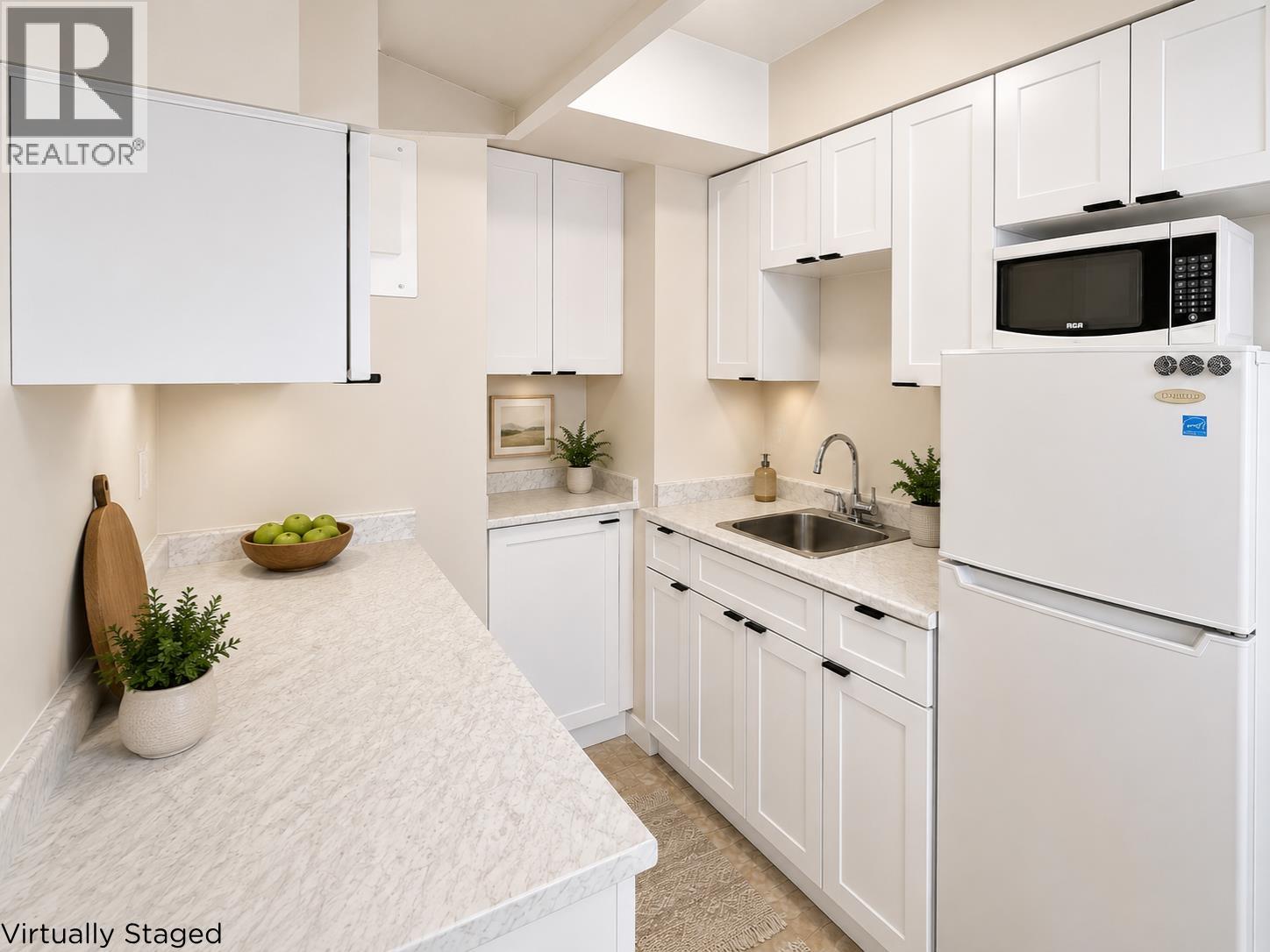 1105 1251 Cardero Street Property Photo 14