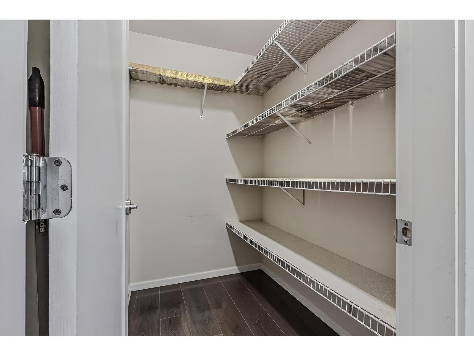 31 6971 122 Street Property Photo 10