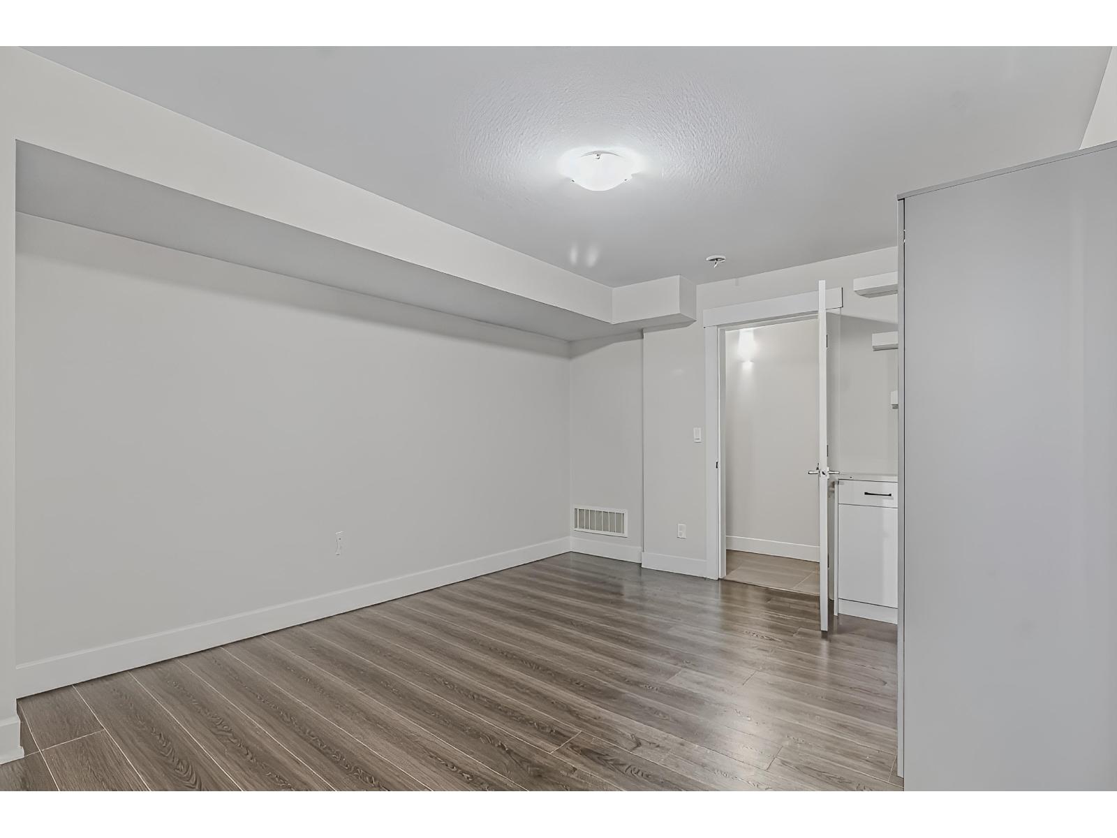 31 6971 122 Street Property Photo 22