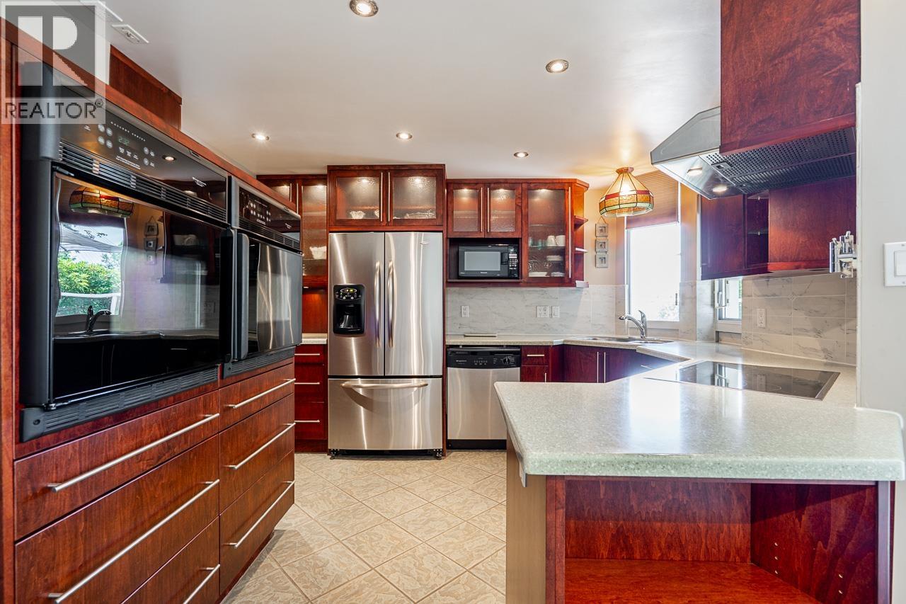 101 69 JAMIESON COURT