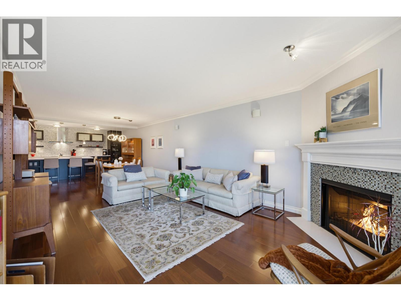 304 1490 Pennyfarthing Drive Property Photo 5