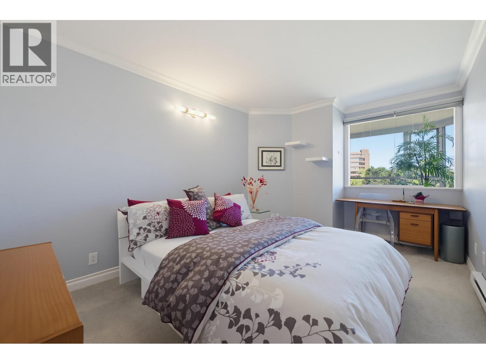 304 1490 Pennyfarthing Drive Property Photo 16