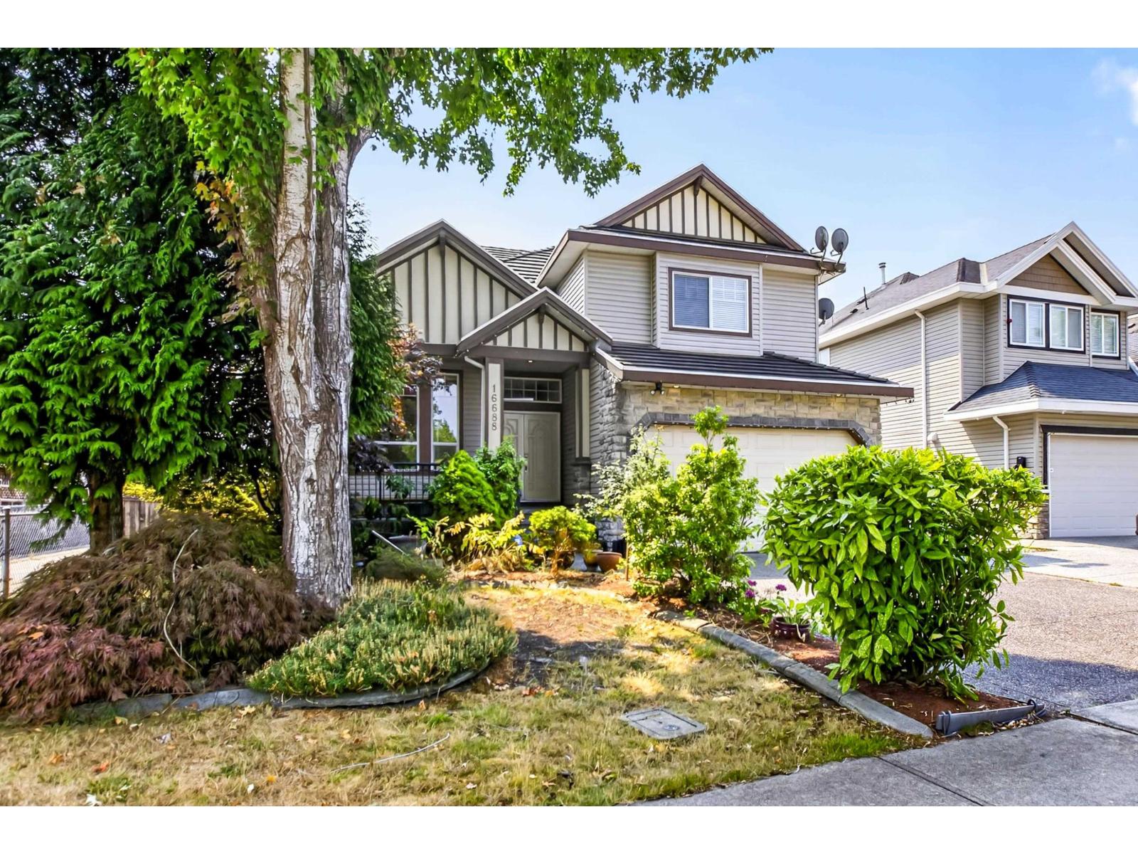 16688 63b Avenue Property Photo 1