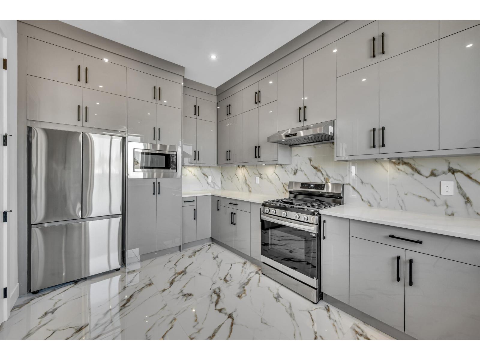 5718 144 Street Property Photo 12