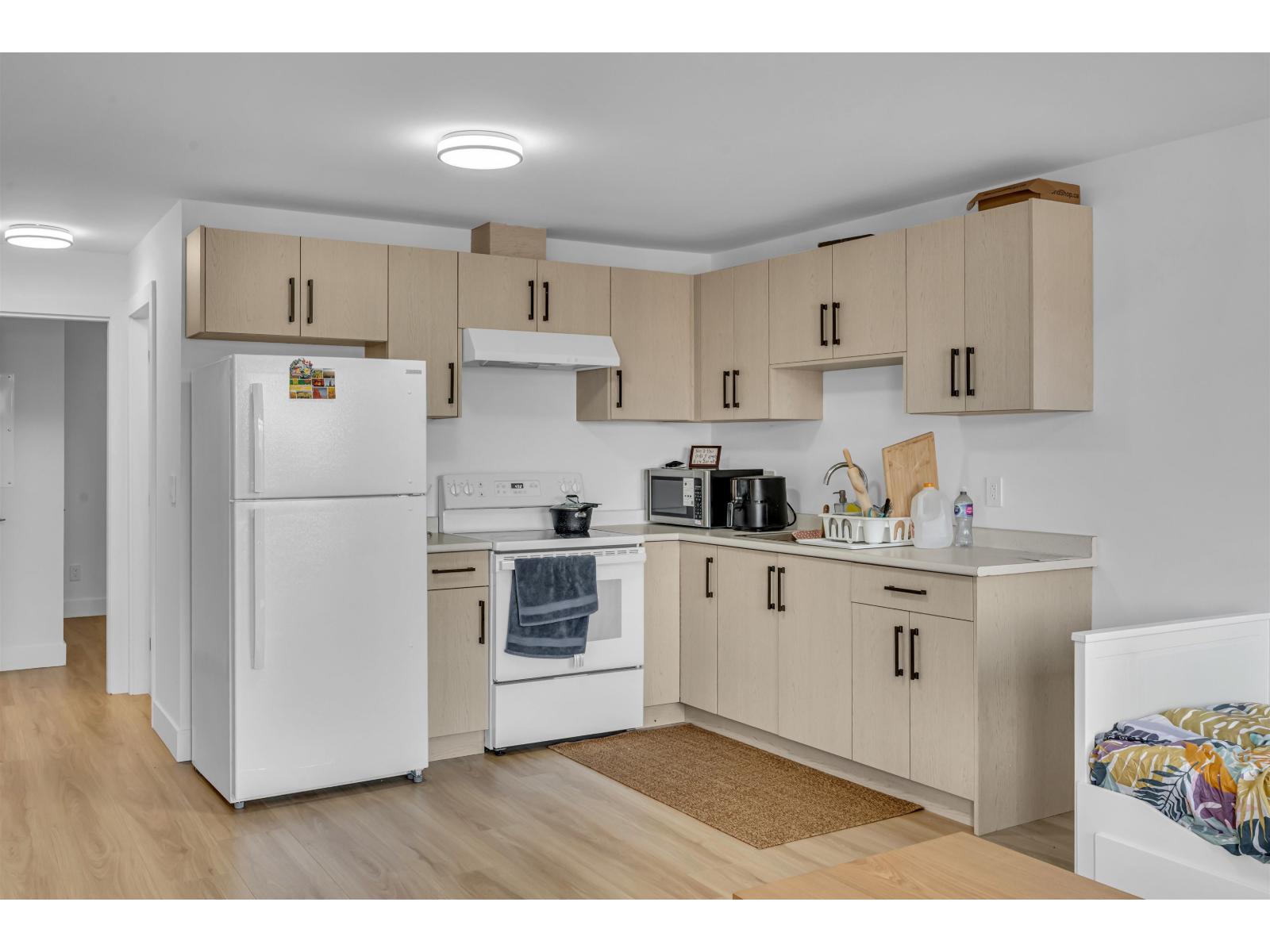 5718 144 Street Property Photo 14