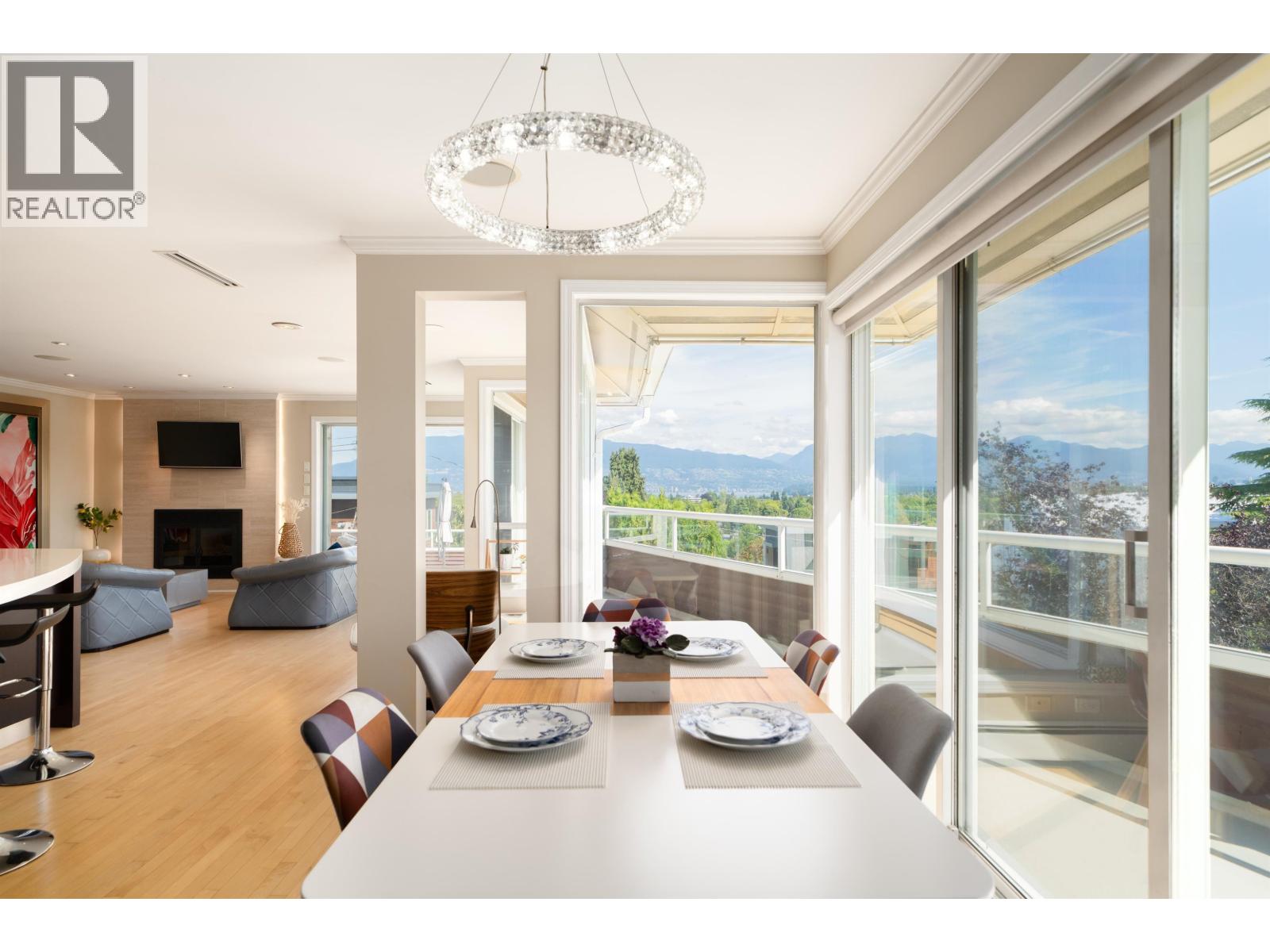 3655 Quesnel Drive Property Photo 10