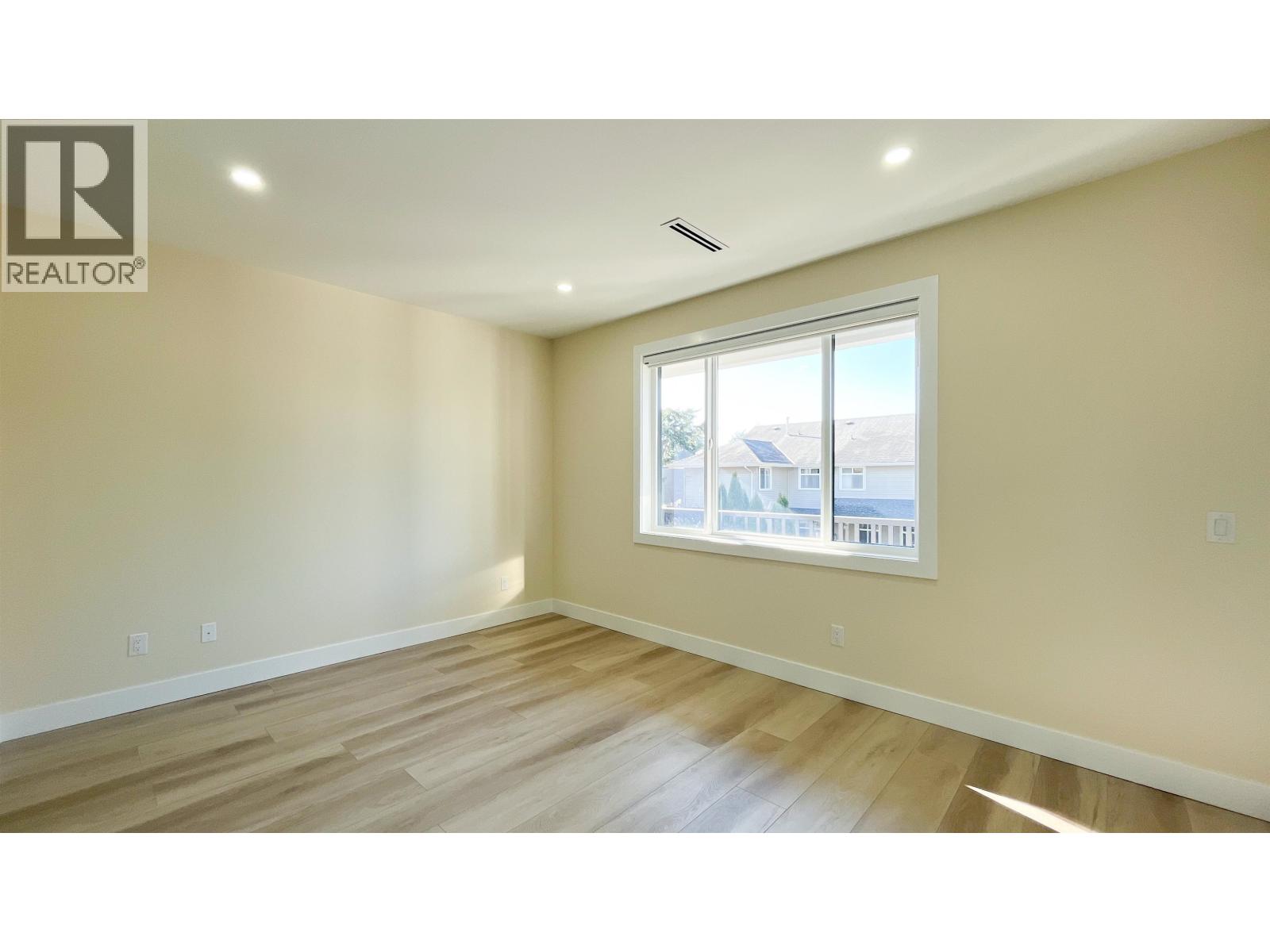 5169 57 Street Property Photo 31